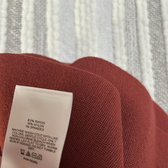 Express Womens Body Contour Peplum Tank Top Rust Brown Sleeveless Stretch S NWT - Picture 8 of 8